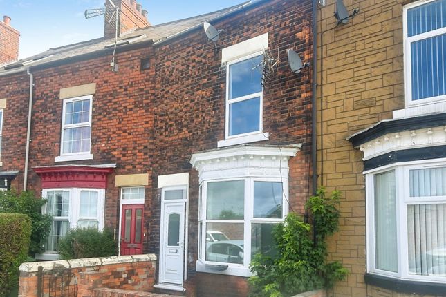 4 bed property, in Station Road, £190,000
