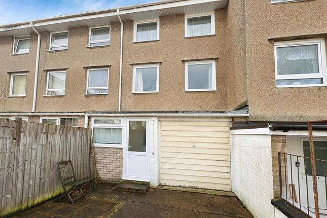 3 bed property, in William Mason Close, £310,000