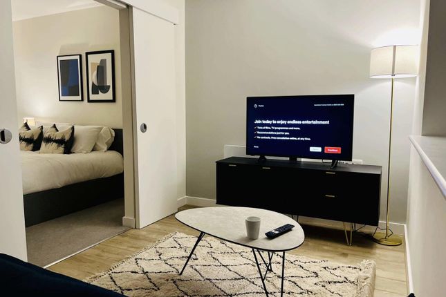 1 bed property, in Apartment 502, £170,000