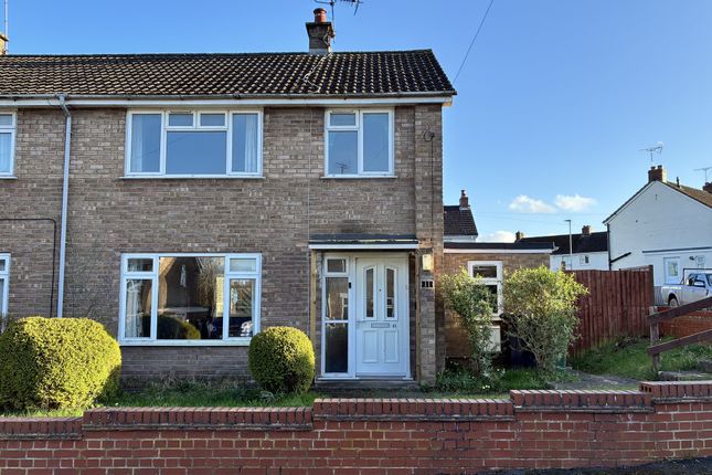 3 bed property, in Curl View Crescent, £180,000