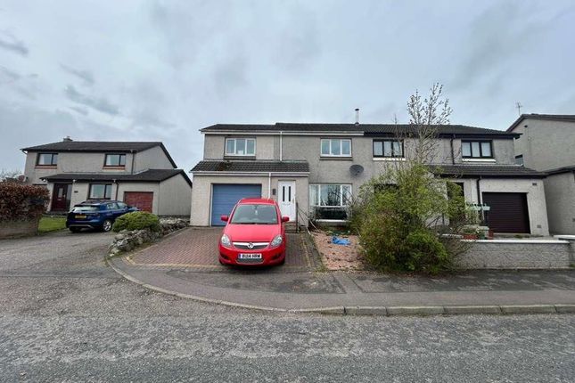 3 bed property, in 60 Brent Field Circle, £110,000