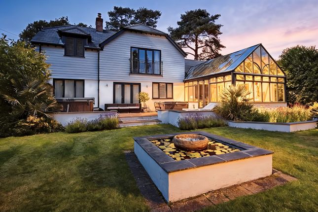 5 bed property, in Windmill Lane, £1,385,000