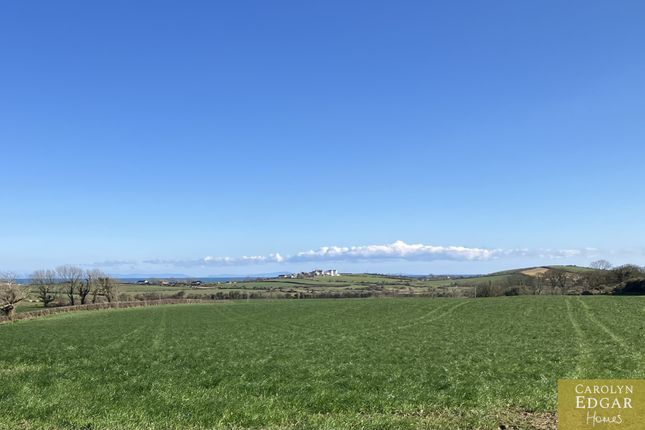 Studio, in South Of 8 Ardminnan Road, £149,950