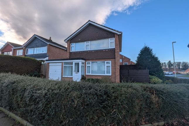 3 bed property, in Barnes Road, £230,000