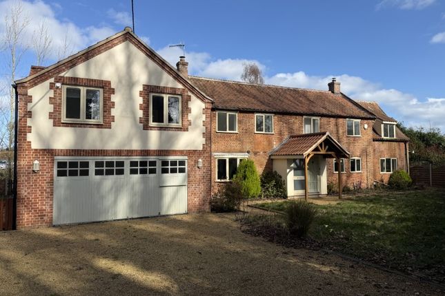 6 bed property, in Staithe Lodge, £350,000