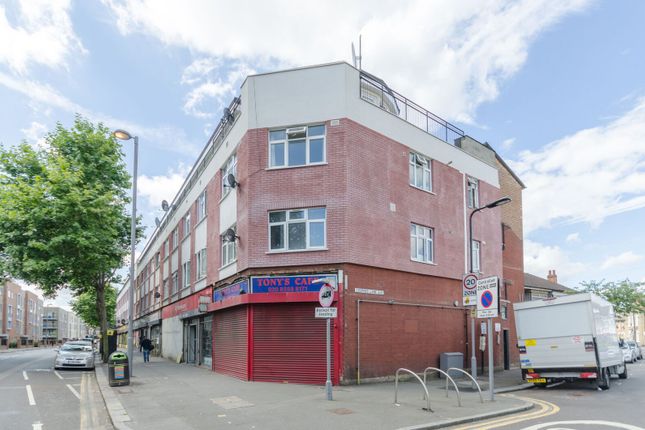 2 bed property, in High Road Leyton, £180,000