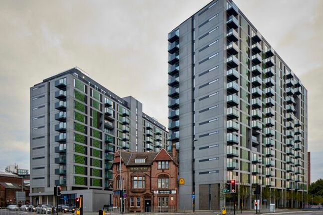1 bed property, in Bury Street, £185,000