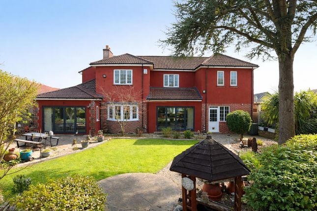 5 bed property, in Springfield Road, £795,000