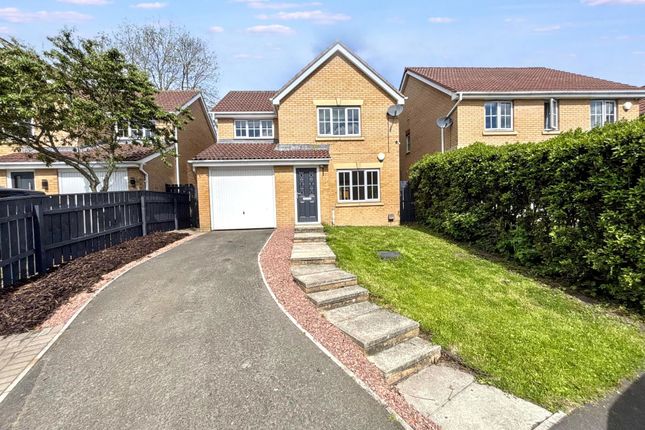 3 bed property, in Chapel Drive, £185,000