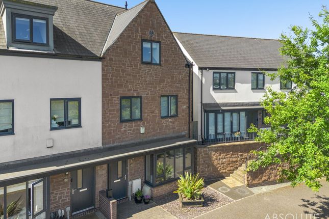 4 bed property, in Wilkins Drive, £340,000