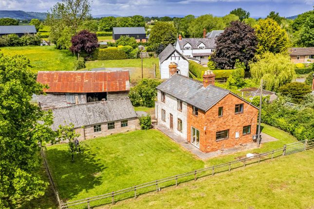3 bed property, in Madley, £550,000