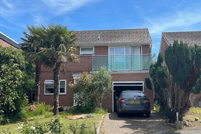 4 bed property, in 13 Vanguard Avenue, £235,000