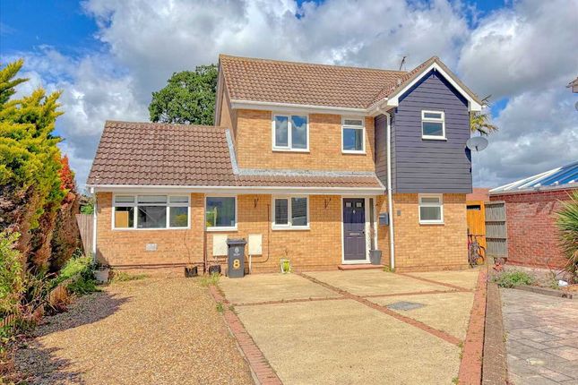 4 bed property, in Bellamy Close, £395,000