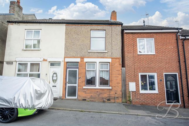 2 bed property, in Jennison Street, £120,000