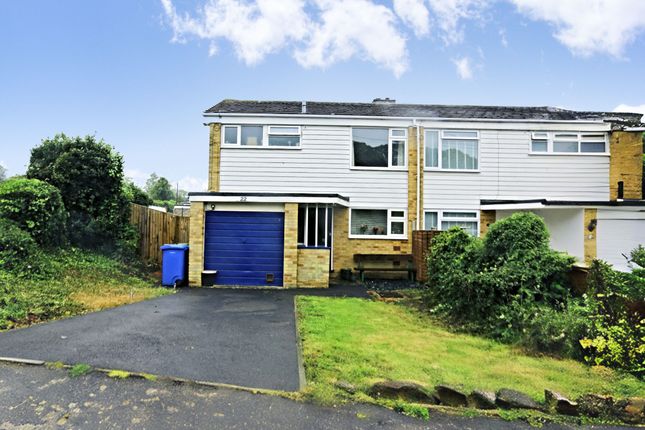 3 bed property, in Stoney Road, £325,000