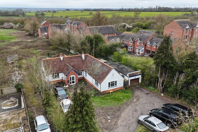 3 bed property, in Glen Rise, £725,000