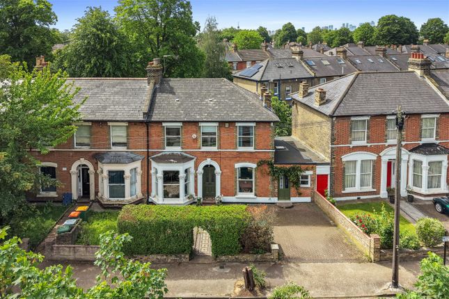 4 bed property, in Hampton Road, £1,350,000