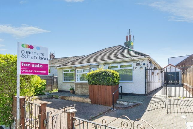 2 bed property, in Braemar Road, £140,000