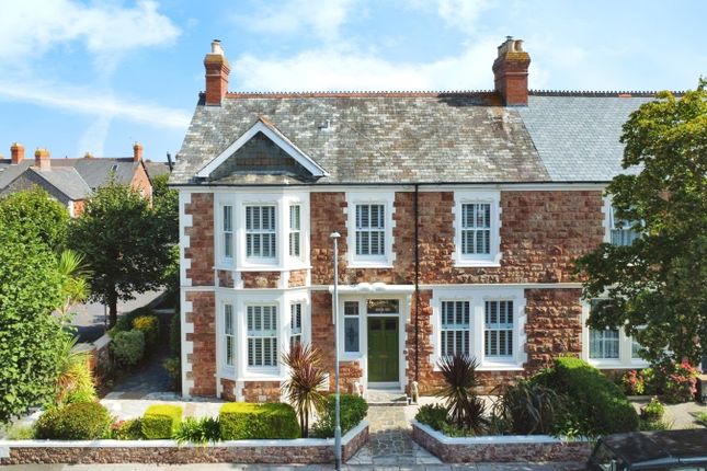 7 bed property, in Tregonwell House, £595,000