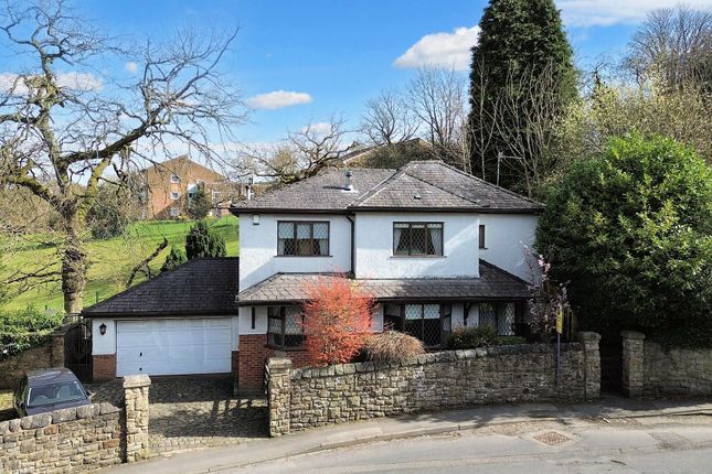 3 bed property, in Pleasington Lane, £465,000