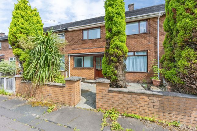 3 bed property, in Spruce Walk, £180,000