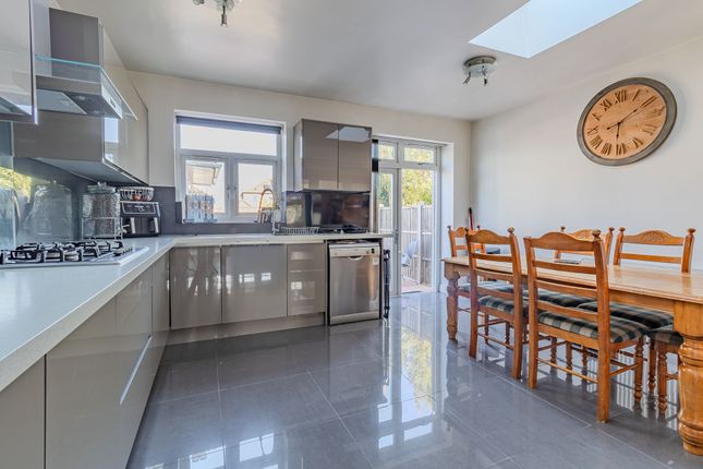 4 bed property, in Headley Road, £325,000