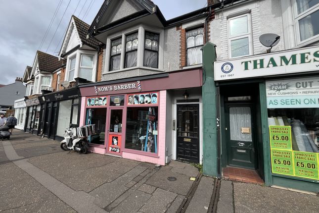 2 bed property, in Studio & Flat, £140,000
