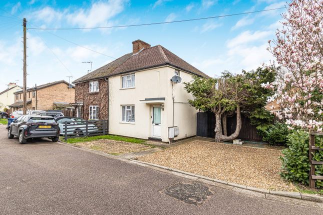 3 bed property, in Manor Close, £390,000