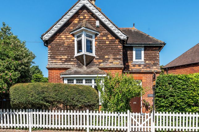 3 bed property, in St. Ediths View, £700,000