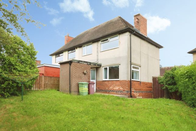 2 bed property, in Albert Street, £100,000