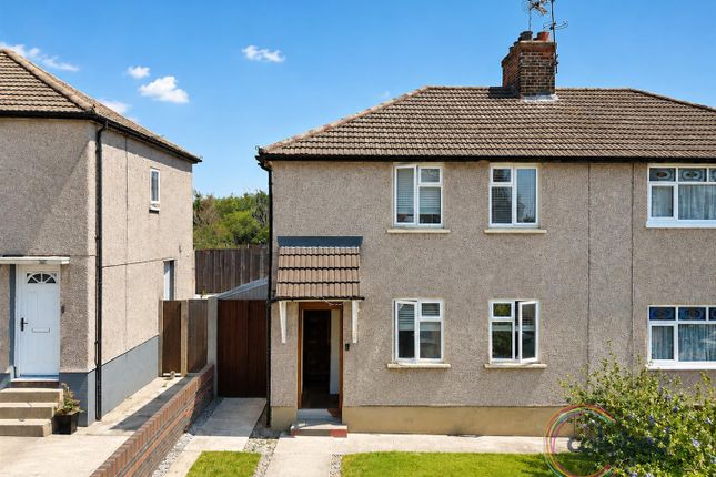 3 bed property, in Moore Avenue, £325,000