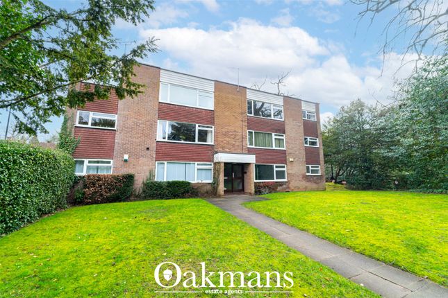 2 bed property, in Augustus Road, £205,000