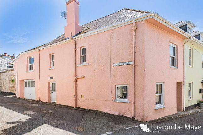 3 bed property, in Dartmouth Road, £300,000