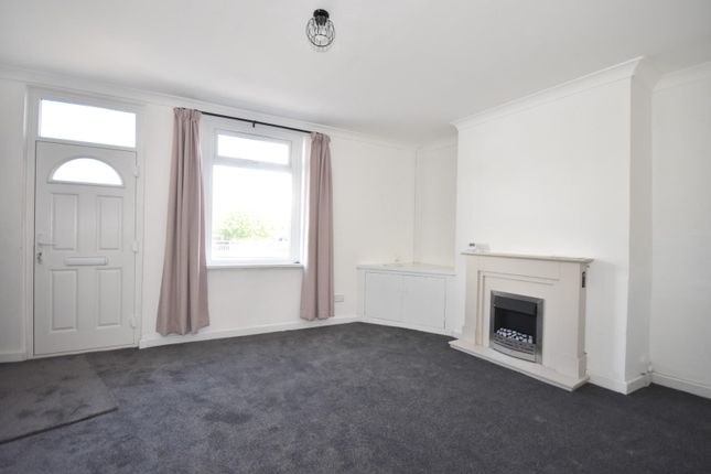 2 bed property, in Sheffield Road, £110,000