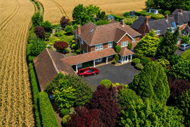 5 bed property, in Offchurch Lane, £1,200,000