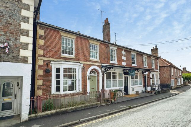 2 bed property, in High Street, £230,000