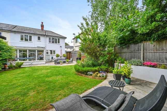 3 bed property, in Brassie Avenue, £850,000