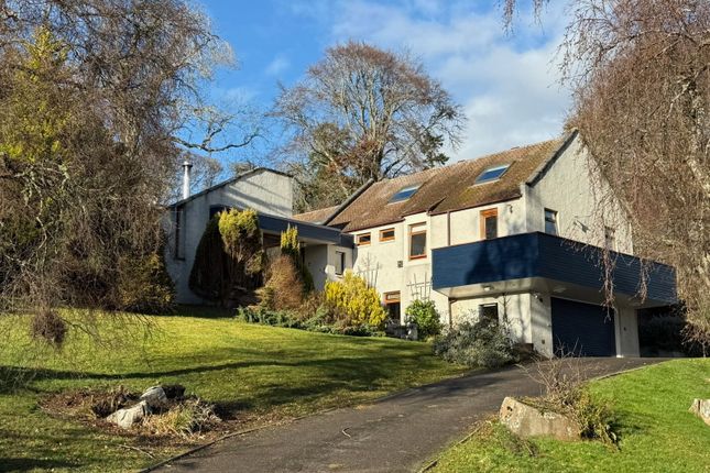 5 bed property, in Camas Glas, £660,000