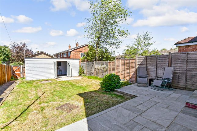 3 bed property, in Swallow Road, £375,000