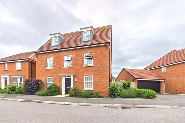 5 bed property, in Orwell Road, £525,000