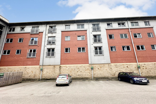2 bed property, in Kayley House, £73,000
