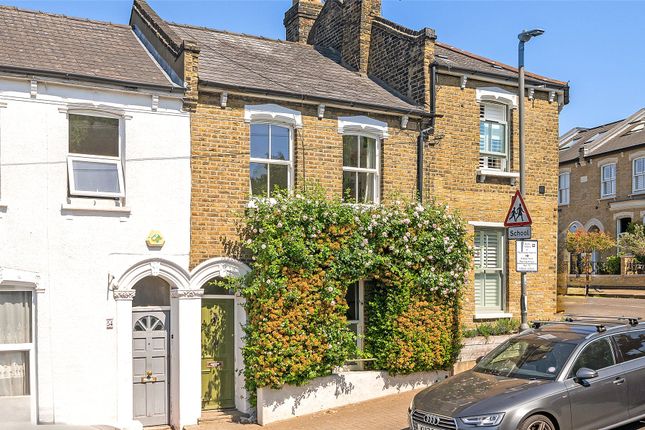 4 bed property, in Alma Road, £900,000