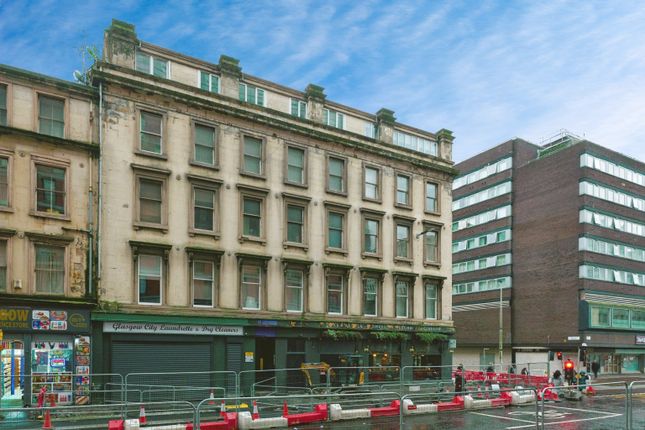 2 bed property, in Argyle Street, £145,000