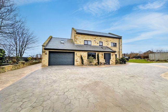 4 bed property, in Millbank Close, £650,000