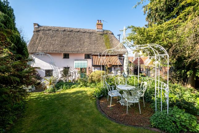 3 bed property, in The Street, £500,000