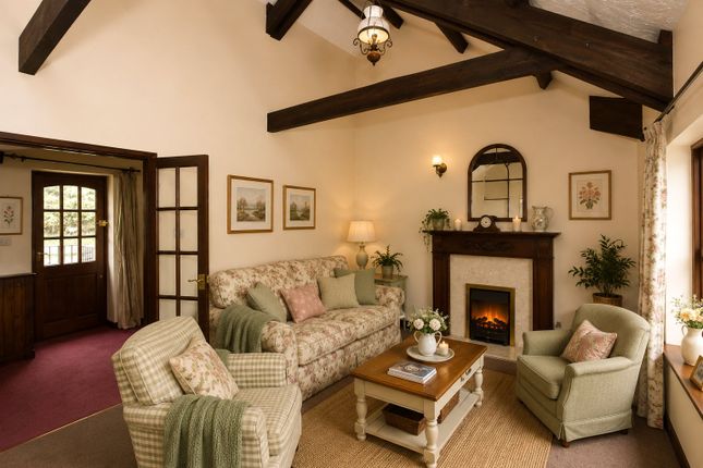 2 bed property, in Whidborne Mews, £275,000