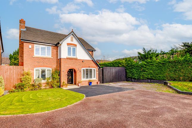 4 bed property, in Waystead Close, £550,000