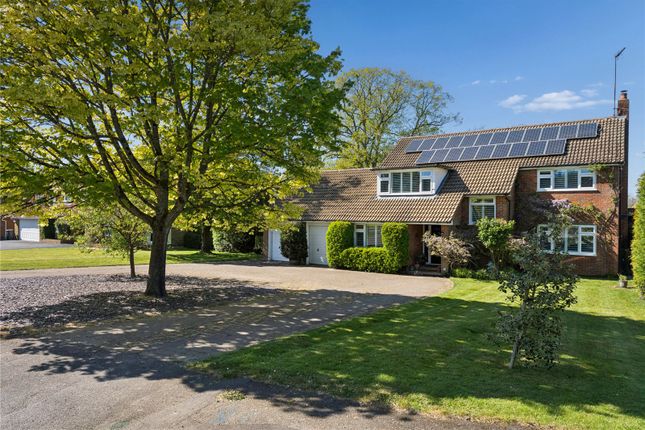 4 bed property, in Felden Drive, £1,250,000