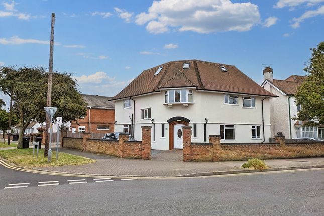 7 bed property, in Park Avenue, £550,000