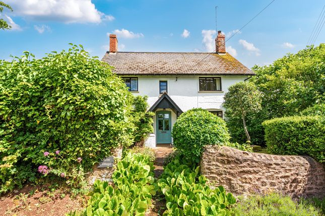 3 bed property, in Lydeard St. Lawrence, £450,000